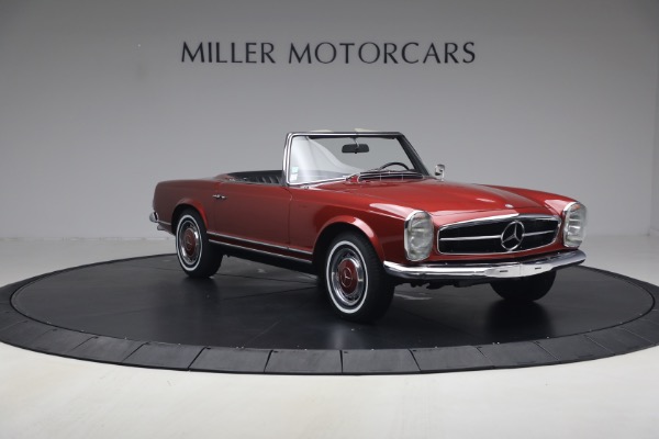 Used 1968 Mercedes-Benz 280SL for sale $229,900 at Alfa Romeo of Greenwich in Greenwich CT 06830 11