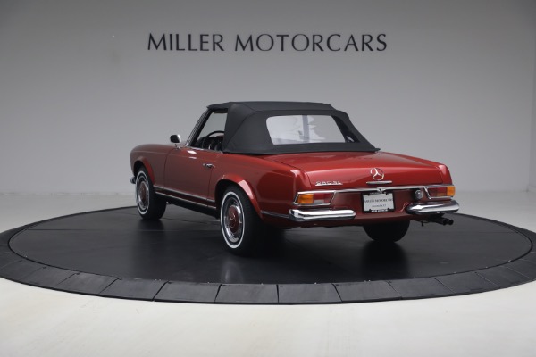 Used 1968 Mercedes-Benz 280SL for sale $229,900 at Alfa Romeo of Greenwich in Greenwich CT 06830 26