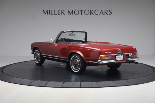 Used 1968 Mercedes-Benz 280SL for sale $229,900 at Alfa Romeo of Greenwich in Greenwich CT 06830 5