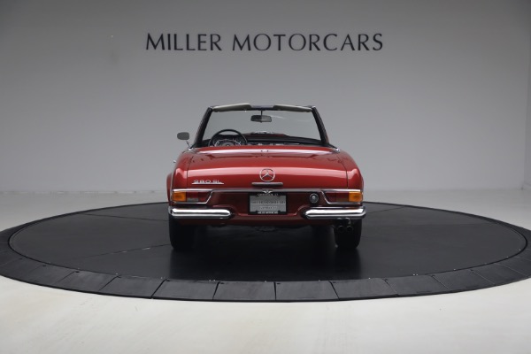 Used 1968 Mercedes-Benz 280SL for sale $229,900 at Alfa Romeo of Greenwich in Greenwich CT 06830 6