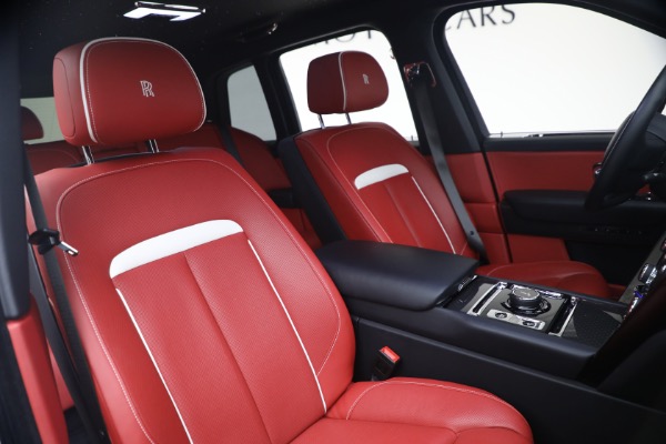Used 2021 Rolls-Royce Black Badge Cullinan for sale $289,900 at Alfa Romeo of Greenwich in Greenwich CT 06830 20