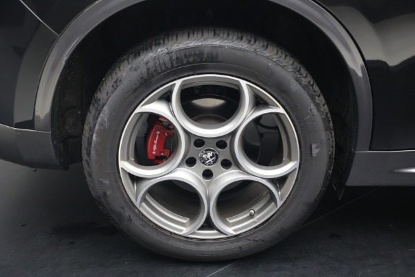 Used 2022 Alfa Romeo Stelvio TI for sale $27,900 at Alfa Romeo of Greenwich in Greenwich CT 06830 24
