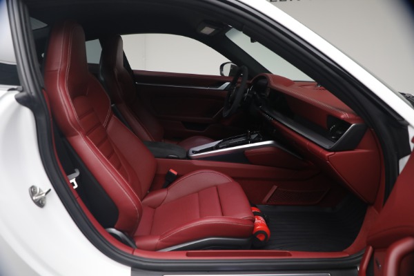 Used 2022 Porsche 911 Turbo S for sale $242,900 at Alfa Romeo of Greenwich in Greenwich CT 06830 17