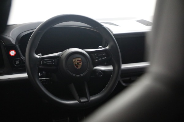Used 2024 Porsche Cayenne S for sale $79,900 at Alfa Romeo of Greenwich in Greenwich CT 06830 24