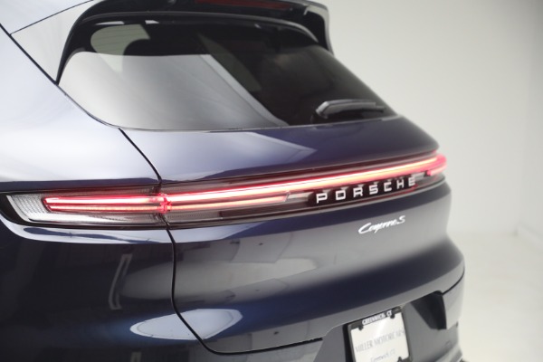 Used 2024 Porsche Cayenne S for sale $79,900 at Alfa Romeo of Greenwich in Greenwich CT 06830 26