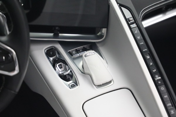 Used 2021 Chevrolet Corvette Stingray for sale $71,900 at Alfa Romeo of Greenwich in Greenwich CT 06830 19