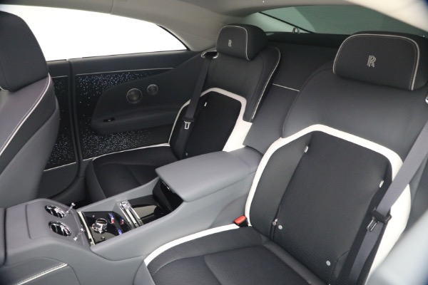 Used 2024 Rolls-Royce Spectre for sale $399,900 at Alfa Romeo of Greenwich in Greenwich CT 06830 26