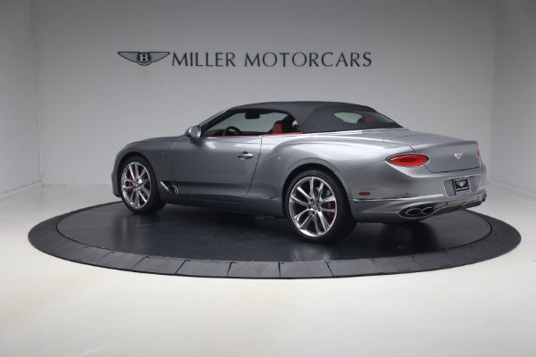 Used 2022 Bentley Continental GTC V8 for sale $219,900 at Alfa Romeo of Greenwich in Greenwich CT 06830 17