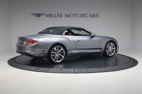 Used 2022 Bentley Continental GTC V8 for sale $219,900 at Alfa Romeo of Greenwich in Greenwich CT 06830 21