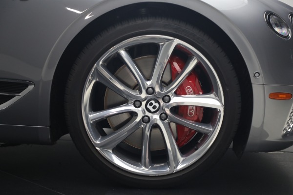 Used 2022 Bentley Continental GTC V8 for sale $219,900 at Alfa Romeo of Greenwich in Greenwich CT 06830 28