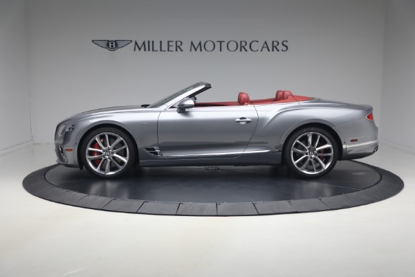 Used 2022 Bentley Continental GTC V8 for sale $219,900 at Alfa Romeo of Greenwich in Greenwich CT 06830 3