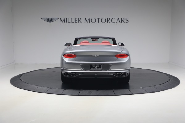 Used 2022 Bentley Continental GTC V8 for sale $219,900 at Alfa Romeo of Greenwich in Greenwich CT 06830 6