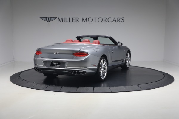 Used 2022 Bentley Continental GTC V8 for sale $219,900 at Alfa Romeo of Greenwich in Greenwich CT 06830 7