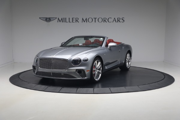 Used 2022 Bentley Continental GTC V8 for sale $219,900 at Alfa Romeo of Greenwich in Greenwich CT 06830 1