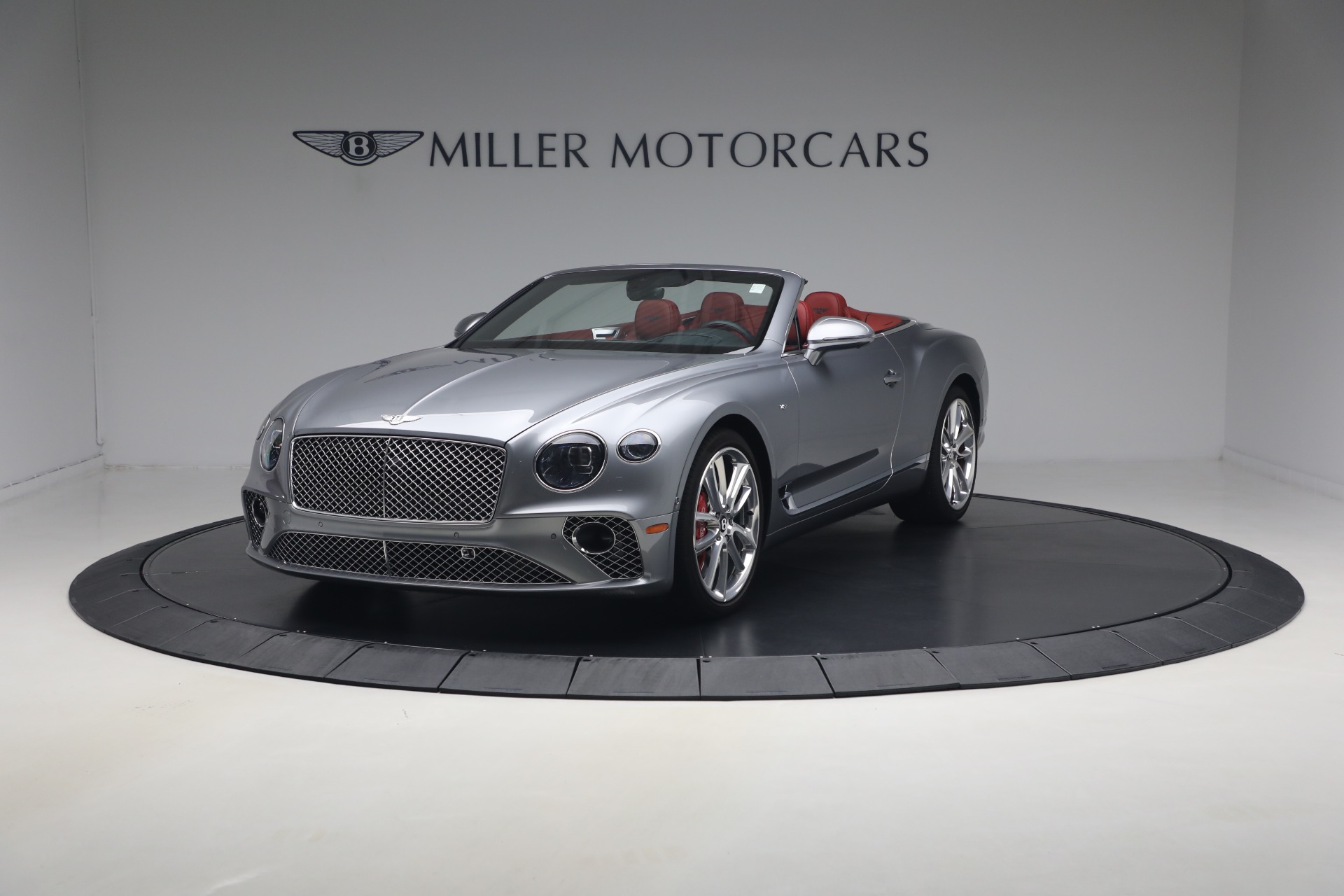Used 2022 Bentley Continental GTC V8 for sale $219,900 at Alfa Romeo of Greenwich in Greenwich CT 06830 1