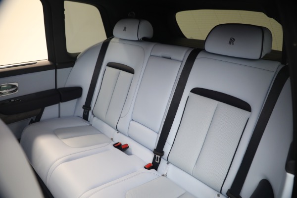 Used 2025 Rolls-Royce Cullinan for sale $419,900 at Alfa Romeo of Greenwich in Greenwich CT 06830 20