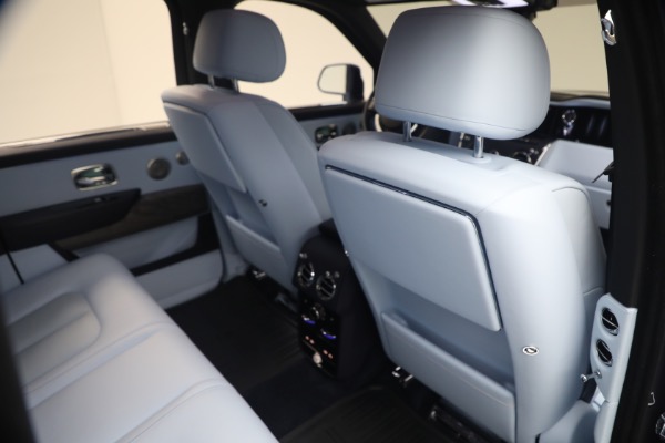 Used 2025 Rolls-Royce Cullinan for sale $419,900 at Alfa Romeo of Greenwich in Greenwich CT 06830 27