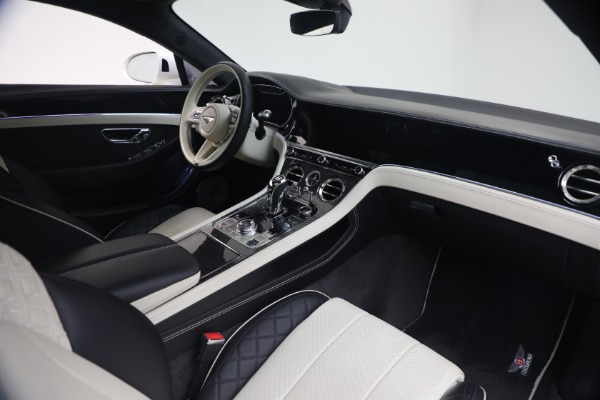 Used 2021 Bentley Continental GT for sale $151,900 at Alfa Romeo of Greenwich in Greenwich CT 06830 24