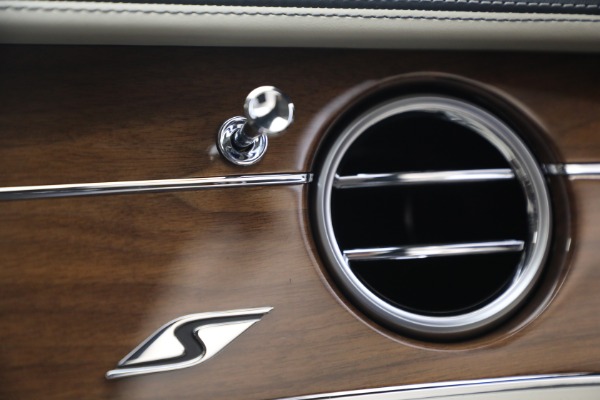 New 2026 Bentley Continental GT for sale $352,635 at Alfa Romeo of Greenwich in Greenwich CT 06830 23