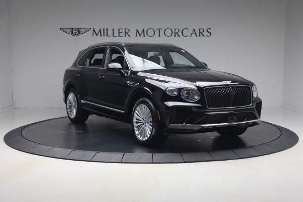 New 2026 Bentley Bentayga V8 for sale $244,330 at Alfa Romeo of Greenwich in Greenwich CT 06830 11