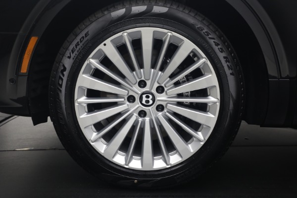 New 2026 Bentley Bentayga V8 for sale $244,330 at Alfa Romeo of Greenwich in Greenwich CT 06830 14