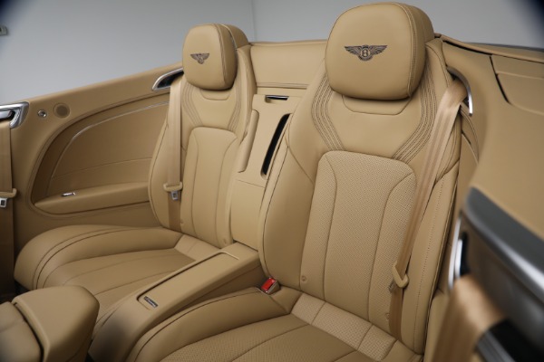 New 2026 Bentley Continental GTC S for sale $363,390 at Alfa Romeo of Greenwich in Greenwich CT 06830 27