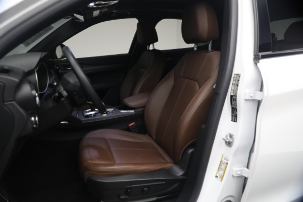 Used 2023 Alfa Romeo Stelvio Ti for sale $32,900 at Alfa Romeo of Greenwich in Greenwich CT 06830 14