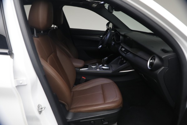 Used 2023 Alfa Romeo Stelvio Ti for sale $32,900 at Alfa Romeo of Greenwich in Greenwich CT 06830 16