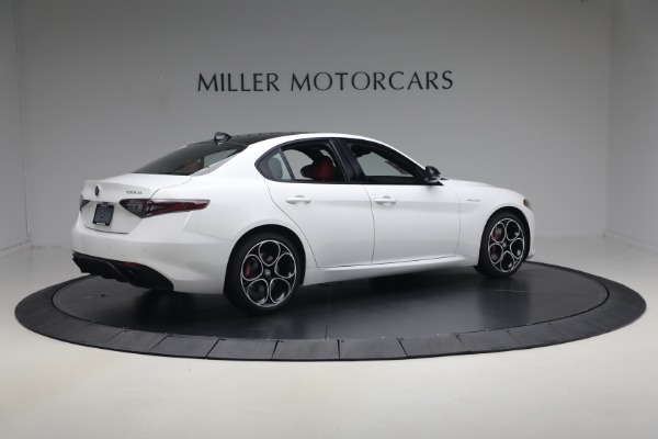 New 2026 Alfa Romeo Giulia Veloce for sale $55,870 at Alfa Romeo of Greenwich in Greenwich CT 06830 9