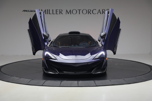 Used 2019 McLaren 600LT for sale Call for price at Alfa Romeo of Greenwich in Greenwich CT 06830 14