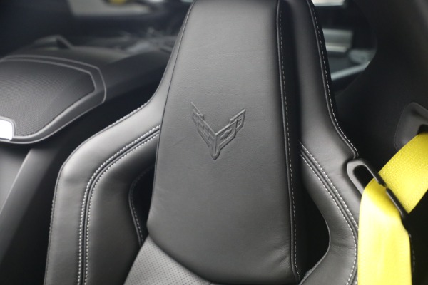 Used 2025 Chevrolet Corvette Stingray for sale $63,900 at Alfa Romeo of Greenwich in Greenwich CT 06830 19