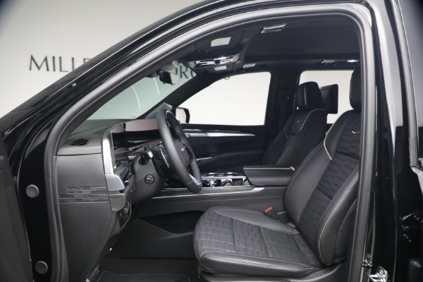 Used 2026 Cadillac Escalade-V ESV for sale $189,900 at Alfa Romeo of Greenwich in Greenwich CT 06830 13