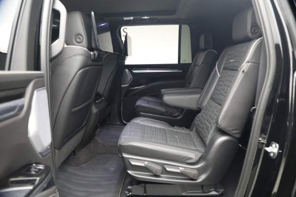 Used 2026 Cadillac Escalade-V ESV for sale $189,900 at Alfa Romeo of Greenwich in Greenwich CT 06830 16