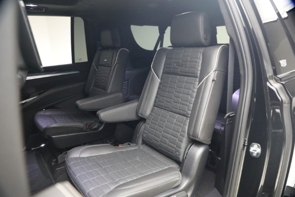 Used 2026 Cadillac Escalade-V ESV for sale $189,900 at Alfa Romeo of Greenwich in Greenwich CT 06830 17
