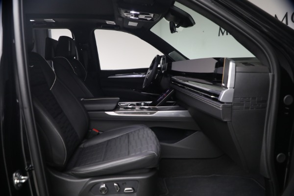 Used 2026 Cadillac Escalade-V ESV for sale $189,900 at Alfa Romeo of Greenwich in Greenwich CT 06830 21
