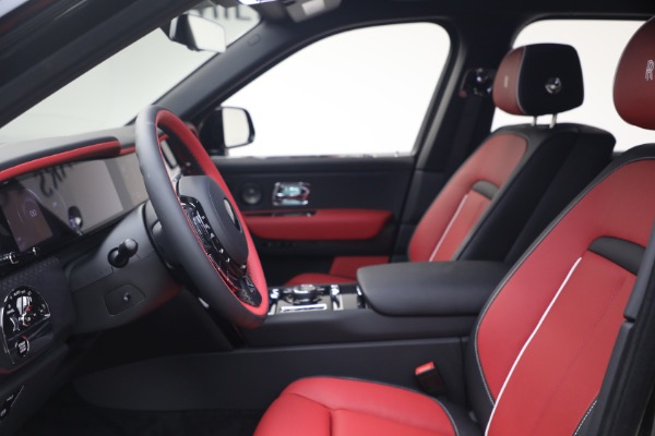 New 2027 Rolls-Royce Black Badge Cullinan for sale $569,350 at Alfa Romeo of Greenwich in Greenwich CT 06830 16
