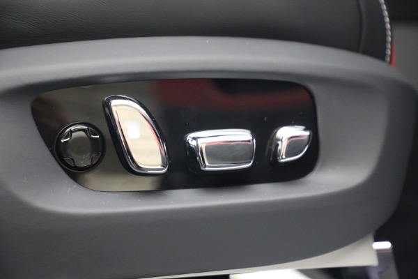 New 2027 Rolls-Royce Black Badge Cullinan for sale $569,350 at Alfa Romeo of Greenwich in Greenwich CT 06830 28