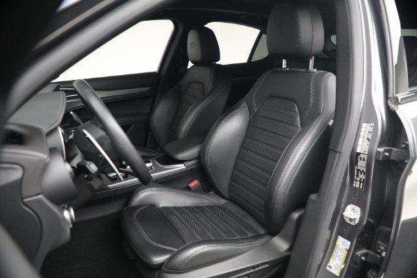 Used 2023 Alfa Romeo Stelvio Veloce for sale $34,900 at Alfa Romeo of Greenwich in Greenwich CT 06830 15