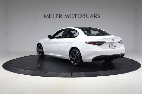 New 2026 Alfa Romeo Giulia Veloce for sale $57,670 at Alfa Romeo of Greenwich in Greenwich CT 06830 6