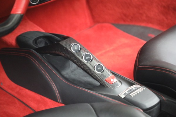 Used 2018 Ferrari 488 GTB for sale $399,900 at Alfa Romeo of Greenwich in Greenwich CT 06830 19