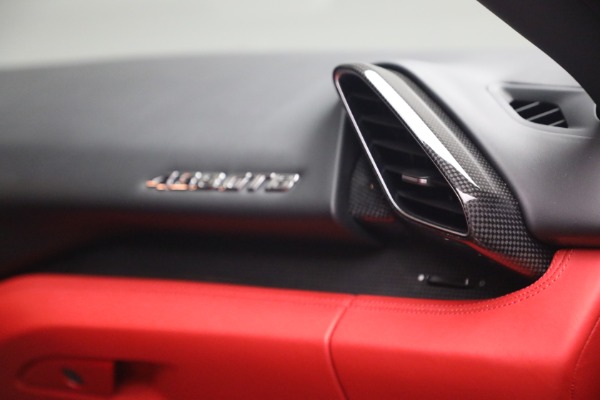 Used 2018 Ferrari 488 GTB for sale $399,900 at Alfa Romeo of Greenwich in Greenwich CT 06830 21