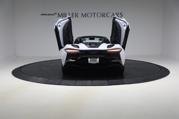 New 2026 McLaren Artura Spider Vision for sale $337,400 at Alfa Romeo of Greenwich in Greenwich CT 06830 16