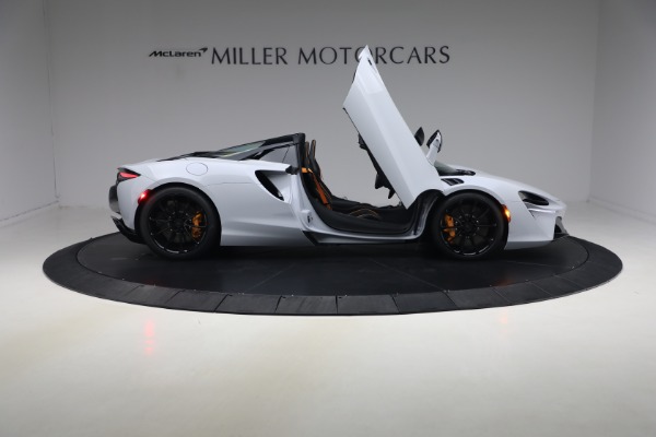 New 2026 McLaren Artura Spider Vision for sale $337,400 at Alfa Romeo of Greenwich in Greenwich CT 06830 18