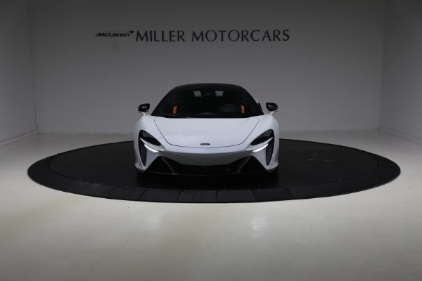 New 2026 McLaren Artura Spider Vision for sale $337,400 at Alfa Romeo of Greenwich in Greenwich CT 06830 20