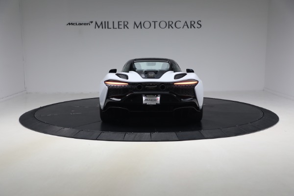 New 2026 McLaren Artura Spider Vision for sale $337,400 at Alfa Romeo of Greenwich in Greenwich CT 06830 24