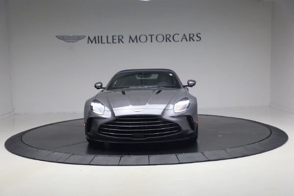 New 2026 Aston Martin Vantage S Roadster for sale $277,680 at Alfa Romeo of Greenwich in Greenwich CT 06830 21