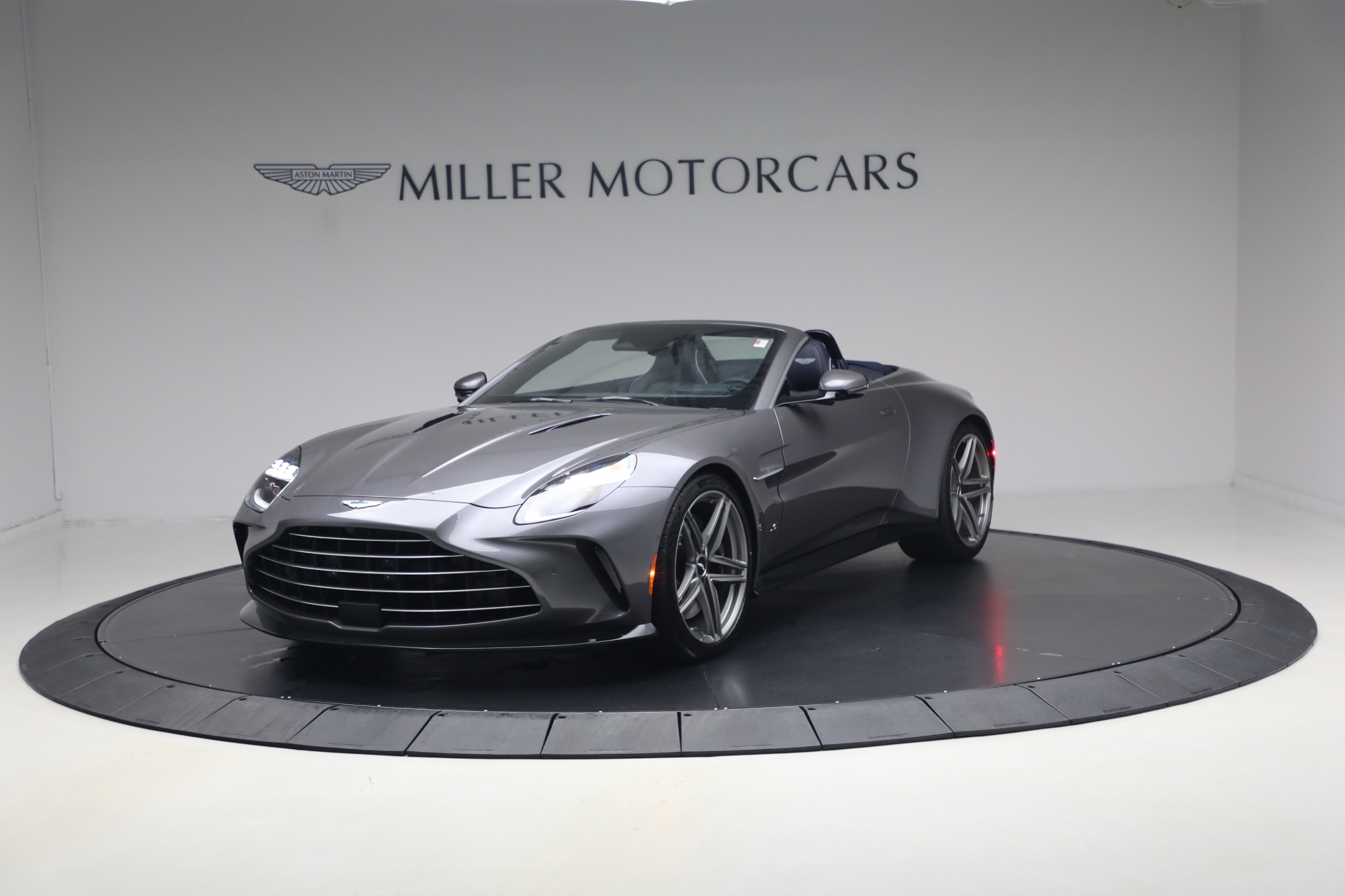 New 2026 Aston Martin Vantage S Roadster for sale $277,680 at Alfa Romeo of Greenwich in Greenwich CT 06830 1