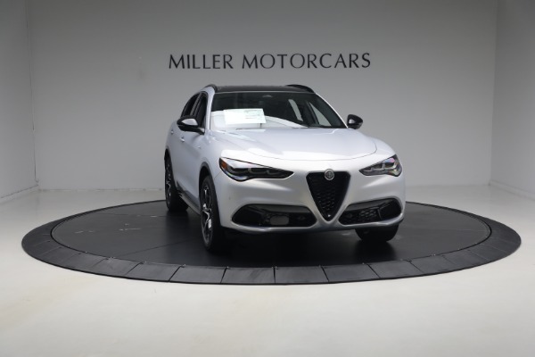 New 2026 Alfa Romeo Stelvio Veloce for sale $59,215 at Alfa Romeo of Greenwich in Greenwich CT 06830 11