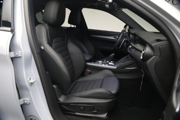 New 2026 Alfa Romeo Stelvio Veloce for sale $59,215 at Alfa Romeo of Greenwich in Greenwich CT 06830 14