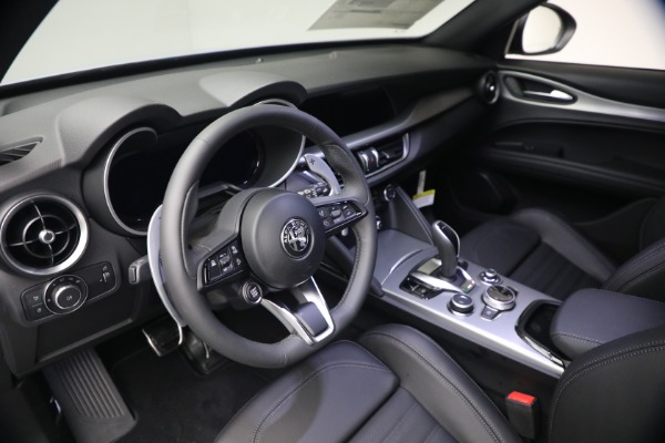 New 2026 Alfa Romeo Stelvio Veloce for sale $59,215 at Alfa Romeo of Greenwich in Greenwich CT 06830 21